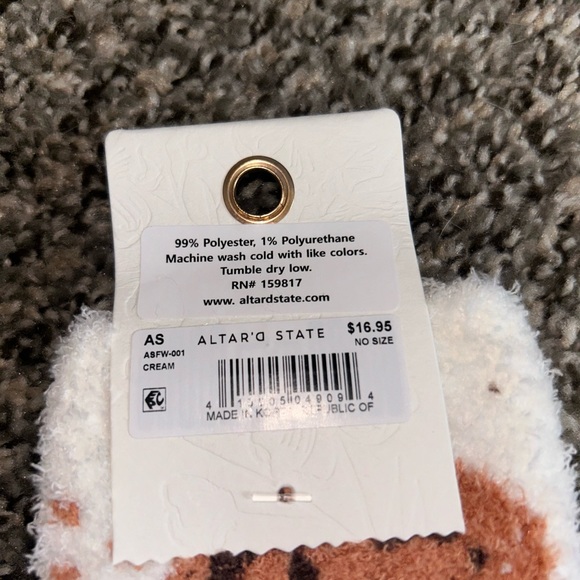 Fuzzy Socks - Picture 4 of 4